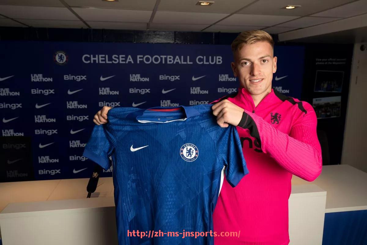 JN江南体育-法甲经典守门员比赛回顾及守门员技术分析