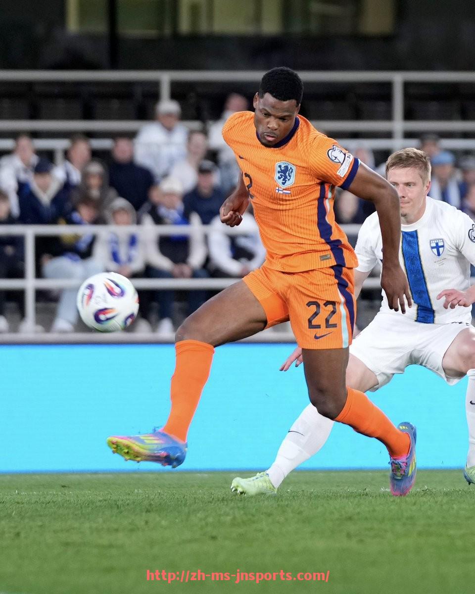 JN江南体育-英超老牌劲旅球队的历史与现状